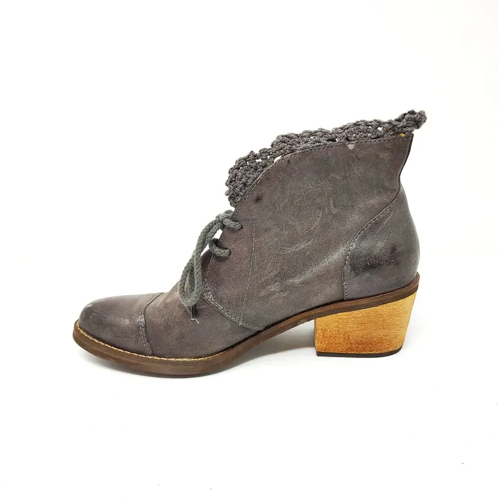 Latigo womens ankle